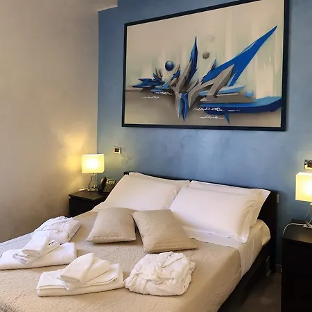 Mirko Luxury Pensión Roma