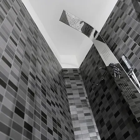 Mirko Luxury 3* Roma
